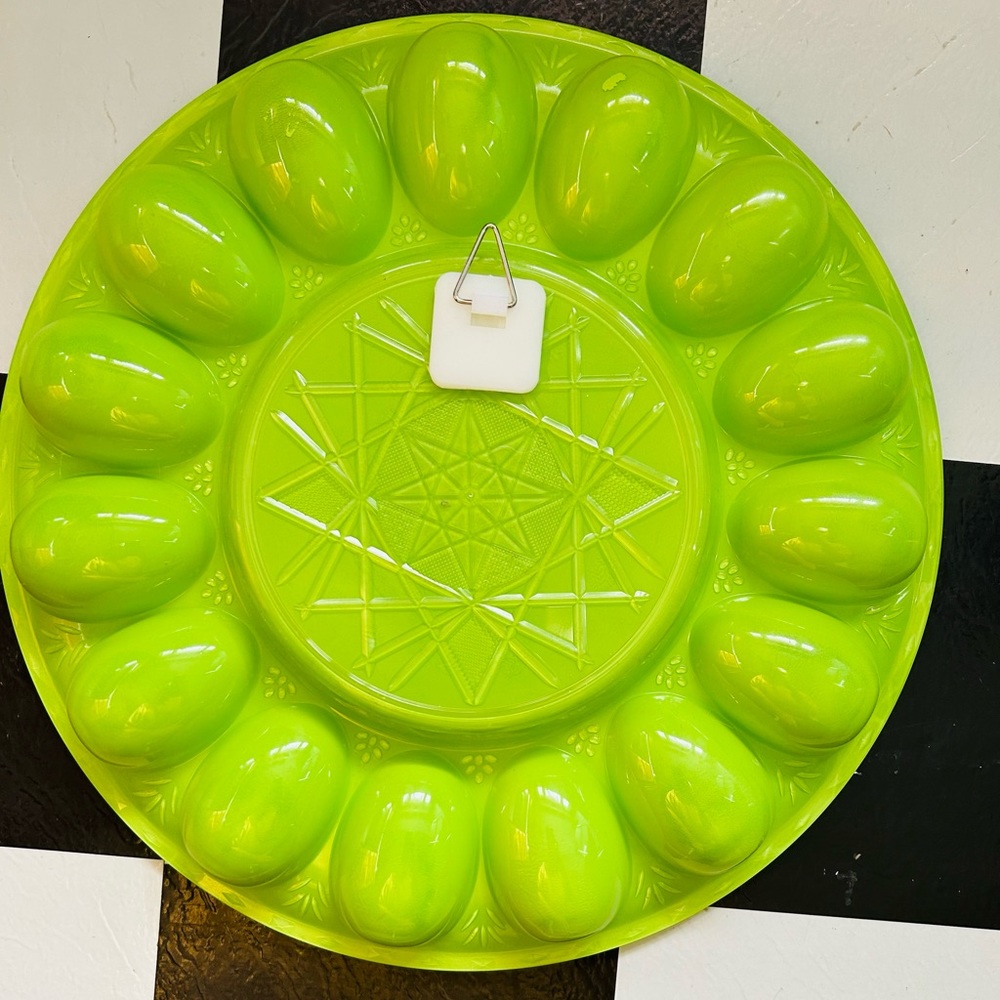Deviled Egg Mirror - Picture 3 of 4